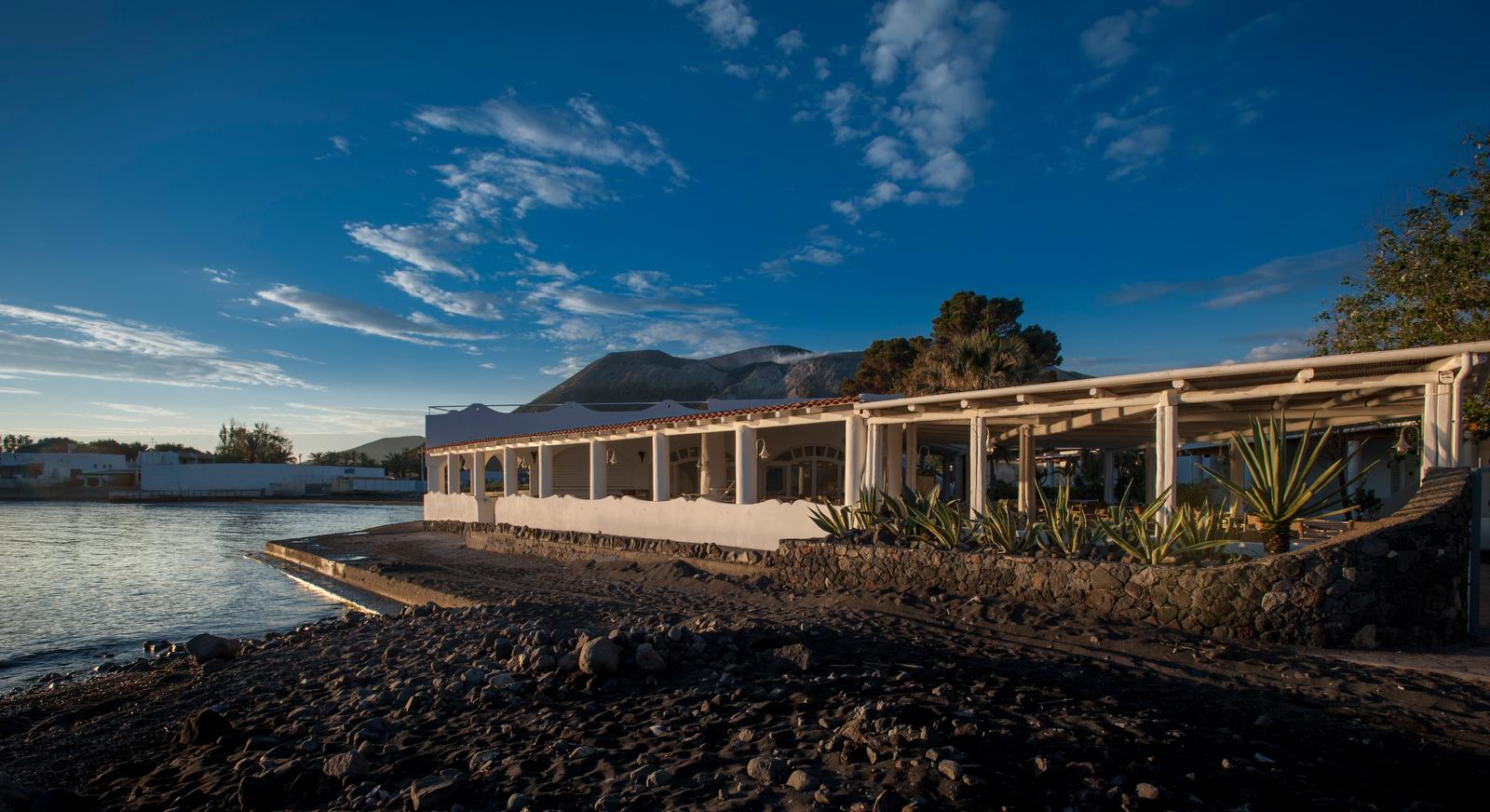 Mari Del Sud Resort Вулкано Экстерьер фото