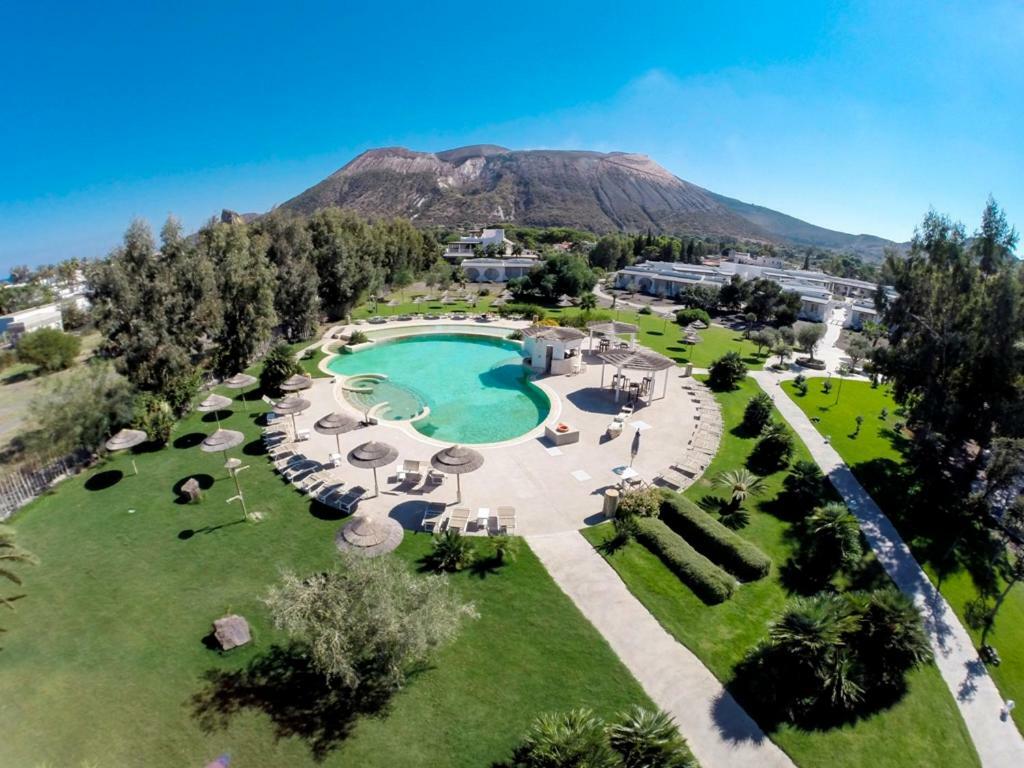 Mari Del Sud Resort Вулкано Экстерьер фото